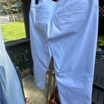 The Limited M Size 6 White Capris Photo 1