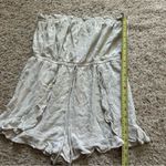 Allie Rose  Women’s Size Large Cream Linen Blend Romper Oatmeal Color Photo 3