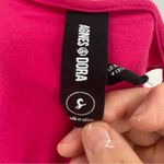Agnes & Dora Women’s Fuchsia Pink Fitted V-Neck Tank, Size Small Photo 3