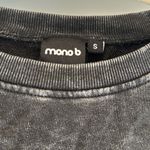 Like new Distressed mono b crop sweatshirt Black Photo 2