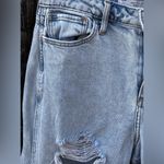 Hollister Curvy High -Rise Mom Jeans Photo 4