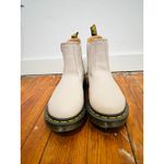 Dr. Martens  Vintage Taupe 2976 Women’s Virginia Leather Chelsea Boots NEW sz 7 Photo 2