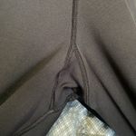 Zyia ‎ 6-8 women’s black leggings with pockets. Photo 4