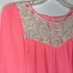Sage Neon Pink Top with Lace Size Small Photo 2