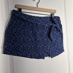 Vineyard Vines  Navy Blue Polka Dot Skort Photo 1