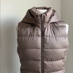 Uniqlo Puffer Vest Womens Sz Large Taupe Brown Full Zip Hooded Down Photo 2