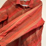 Woolrich  Women’s Petite XL Pink Red Striped Pleated Button Down Shirt. Photo 6