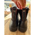 NWT Women's Cougar Broom Waterproof Lambskin Lining Bootie in Black size 9 Photo 2