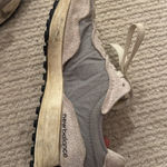 New Balance Shoes Women’s 327 Photo 0