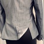 Anne Klein Gray/White Pinstriped Suit Blazer. EUC. Photo 4