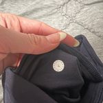 Lululemon active capri leggings Photo 2