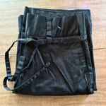 Old Navy Woman’s Black Bermuda Shorts With Tie Belt 2 clips and Zipper Closure Photo 3