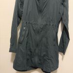 Athleta  Overcloud Jacket Womens Navy Hood Nylon Zip Front Pocket Caped Size S Photo 4