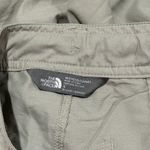 The North Face Women's Versatile Bermuda/ Cuff Shorts Size 4 Khaki Photo 5