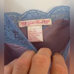 Gold Hawk , Lavender 100% Silk w/ blue lace trim Cami, size L Photo 3