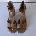 Lucky Brand Women’s Sabeni T Strap Tan Sandals Block Heel Shoes SZ 9.5 Photo 2