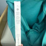 Lululemon Wunder Train High Rise Short 8" Size 8 Photo 4