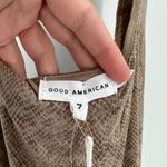 Good American NWT  Taupe Snake Print Cropped Tank Women's Size 4X Photo 3