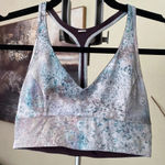 Lululemon  reversible retreat bra size 4 new sugar crush purple‎ blue Photo 0