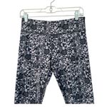 Zumba  Wear Aztec Print Black Gray Capri Leggings Size S Photo 4