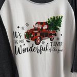Buffalo Plaid Red Truck Christmas Raglan Tee Women’s 3XL Graphic Holiday Top White Size 3X Photo 4