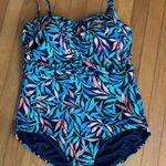 Lands' End Plus Size 16 One Piece Swimsuit Colorful Leaf Print Ruching Photo 0
