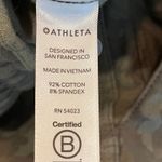 Athleta  Women Size 6 Farallon Bermuda Camo Green Shorts Drawstring Pockets Photo 5