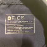 FIGS scrubs, joggers, size small Photo 4