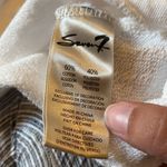 Seven7  large floral blouse Photo 7