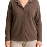 Cabernet‎ Petites Brown Button Photo 0