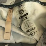 Mono B Leggings Active Workout Capri Leggings in Floral Patterned Print Sz S GUC Photo 6