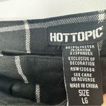 Hot Topic  Black & White Plaid Pleated Skirt With Grommet Belt size large Photo 4