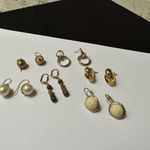 Lot Of 6 Pierced Stud / Dangle Drop Earrings Gold Tone And 1 Two Tone Photo 7