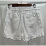 Athleta  Cabo Linen Shorts Size 6 White Vacation Beachy Boho Outdoors Comfy Photo 2