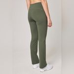 Mondetta NWT NWT  Women’s High-Waisted Flare Legging Size S Photo 1