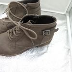 Shimmer by‎ EDL women's ankle lace up side zip boots 8M Tan Size 8 Photo 2