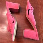 White House | Black Market Callie Pink Suede sandals Photo 4