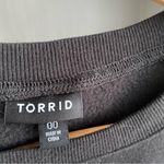 Torrid  Skull Classic Fit Sweatshirt Size 00 Womens Medium Photo 4