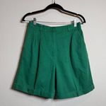 Vintage green Pleated Shorts Photo 0