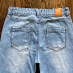 Stradivarius  Distressed Mom‎ Jeans High Waist Ripped Denim Light Wash Size 02 Photo 4