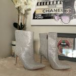Elditas Women's Skylar Silver
Metallic Sparkle Ankle boots Silver Size 8.5 Photo 2