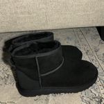 UGG  Classic Mini Classic Boot Black Photo 1