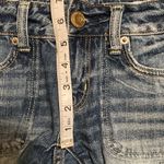 American Eagle GUC Shorts Women’s Size 2 AEO Distressed Denim Jean Shorts Photo 9