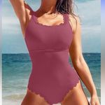 Charmo Women's Scalloped Ribbed One Piece Swimsuit Mauve Women’s Size Large NWT Pink Photo 2