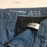 Eddie Bauer  Womens  Mid-rise Rise Boyfriend Legend Wash Stretch Shorts Sz 10 Photo 7