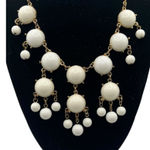 Boutique Women's‎ Bubble Drop Statement Necklace White Cream And Gold Tone Chain Photo 0