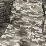 Chaser camouflage workout top Size S Photo 1