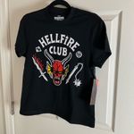 Netflix Stranger Things Season 4 Hellfire Club Black T-Shirt size medium Photo 2