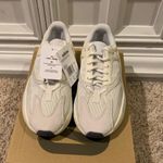 Yeezy Boost 700 ‘Analog’ Photo 0