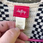 Daytrip  size OS striped Poncho. Photo 3